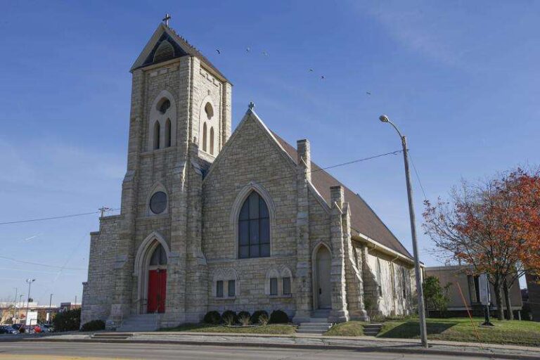 Grace Episcopal Church in Downtown Cedar Rapids